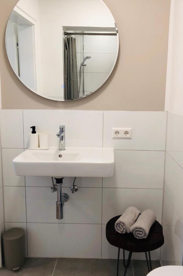 Urbanapartments Memmingen - Mit Kueche & Parkplatz エクステリア 写真