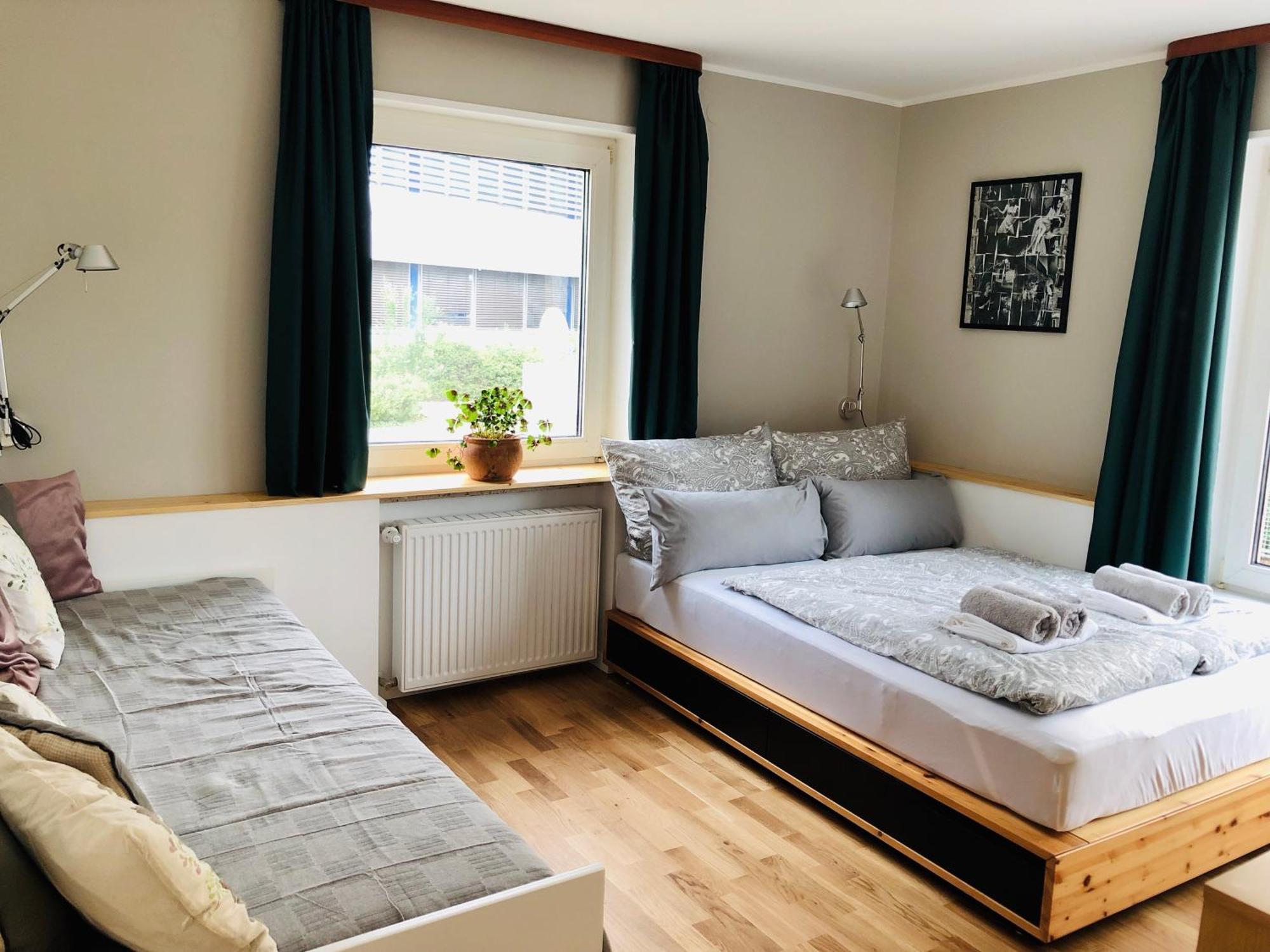 Urbanapartments Memmingen - Mit Kueche & Parkplatz エクステリア 写真