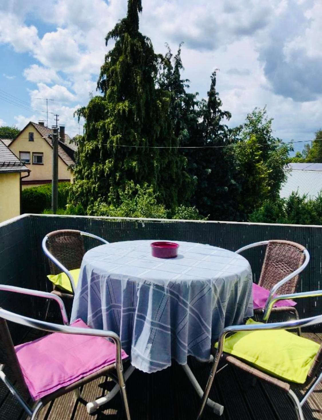 Urbanapartments Memmingen - Mit Kueche & Parkplatz エクステリア 写真